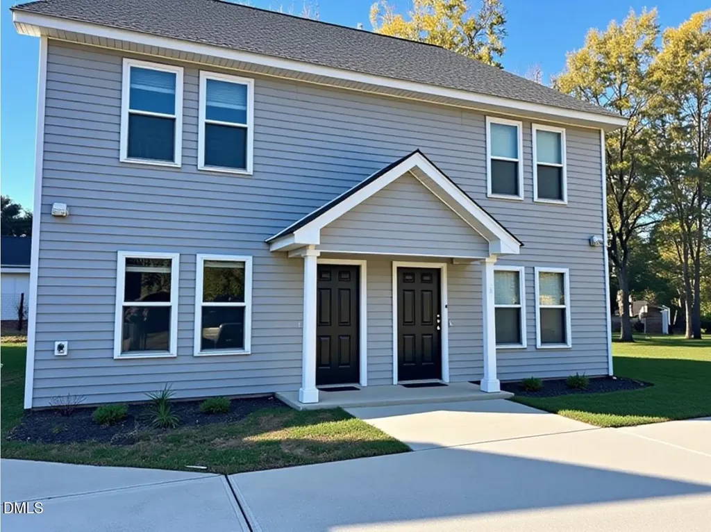 203 N Sellers Street Selma NC 27576