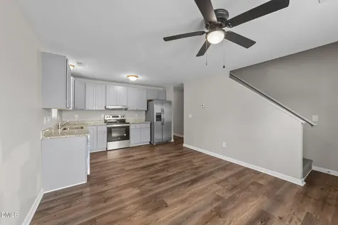 203 N Sellers Street Selma NC 27576