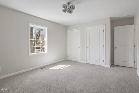 8 Bair Circle Durham NC 27704