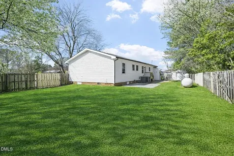 8 Bair Circle Durham NC 27704