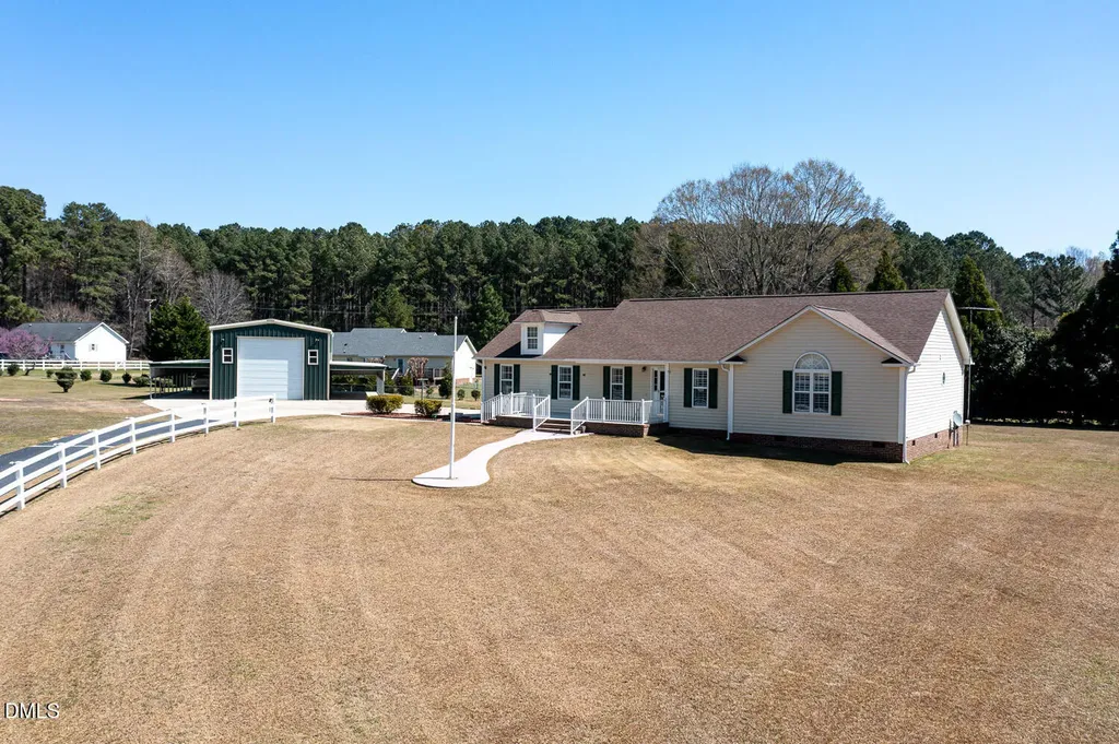 34 Blue Pond Road Clayton NC 27520