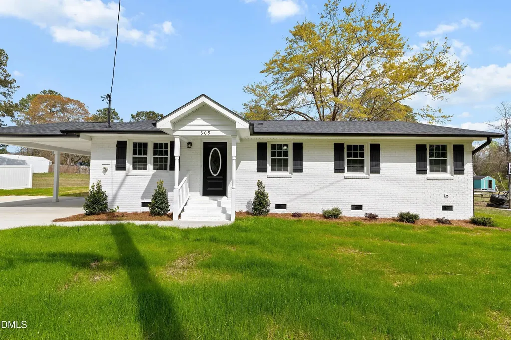 309 S Main Street Four Oaks NC 27524
