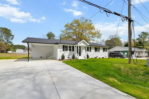 309 S Main Street Four Oaks NC 27524