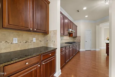 712 Pierside Drive Cary NC 27519