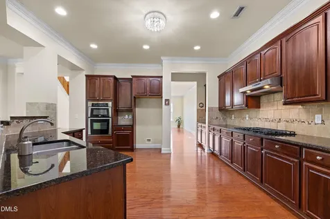 712 Pierside Drive Cary NC 27519