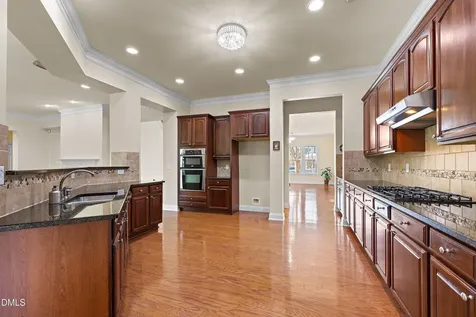 712 Pierside Drive Cary NC 27519