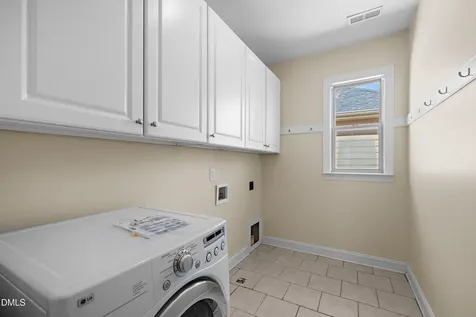 712 Pierside Drive Cary NC 27519