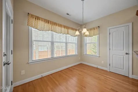 25 Oscar Wilde Way Youngsville NC 27596