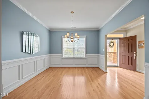 25 Oscar Wilde Way Youngsville NC 27596