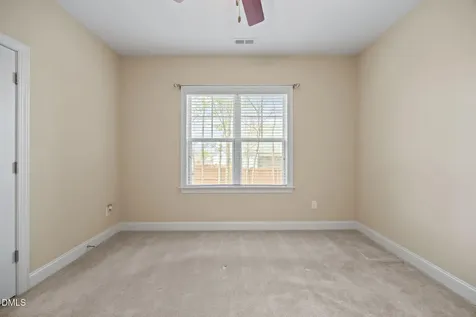 25 Oscar Wilde Way Youngsville NC 27596