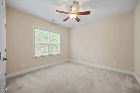 25 Oscar Wilde Way Youngsville NC 27596