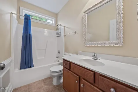 25 Oscar Wilde Way Youngsville NC 27596