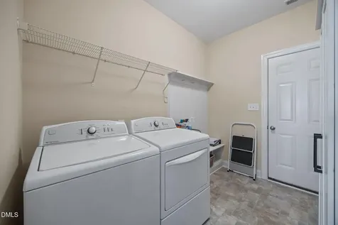 25 Oscar Wilde Way Youngsville NC 27596