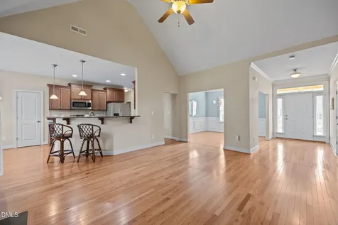 25 Oscar Wilde Way Youngsville NC 27596