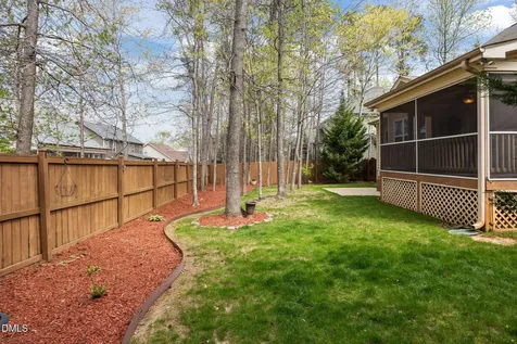 25 Oscar Wilde Way Youngsville NC 27596
