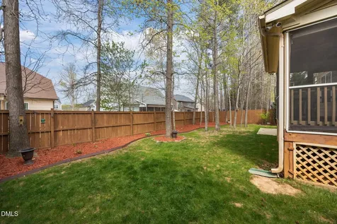 25 Oscar Wilde Way Youngsville NC 27596