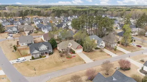 25 Oscar Wilde Way Youngsville NC 27596