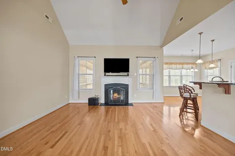 25 Oscar Wilde Way Youngsville NC 27596