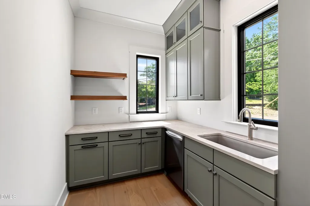 105 Edenburgh Road Raleigh NC 27608
