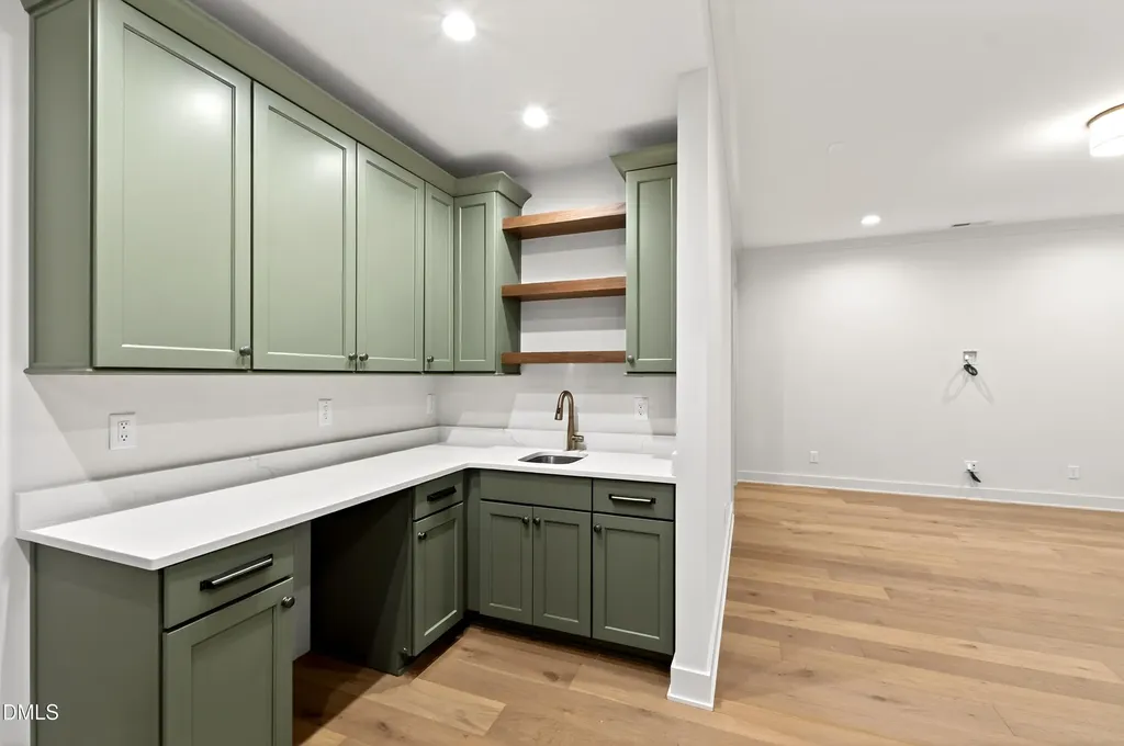 105 Edenburgh Road Raleigh NC 27608