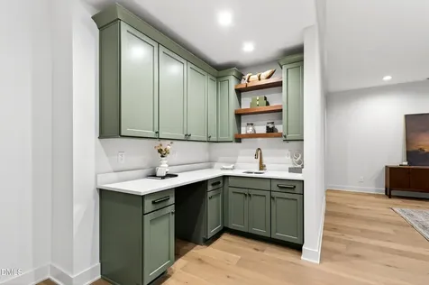 105 Edenburgh Road Raleigh NC 27608