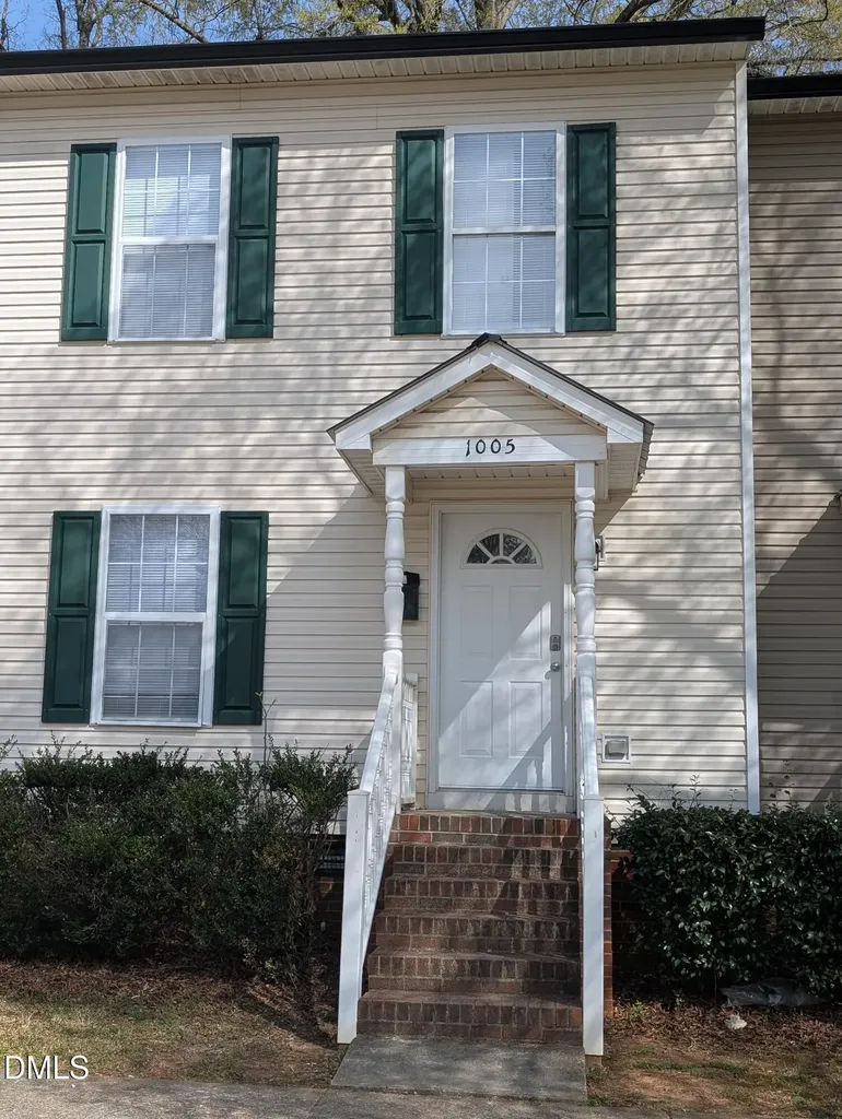 1005 Shades Place Raleigh NC 27601