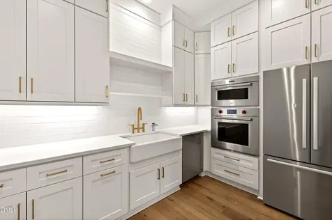1608 Estate Valley Lane Raleigh NC 27613