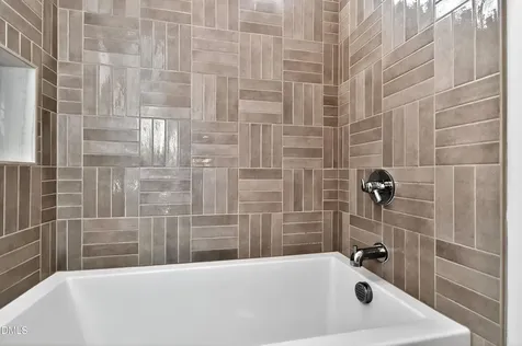 1608 Estate Valley Lane Raleigh NC 27613
