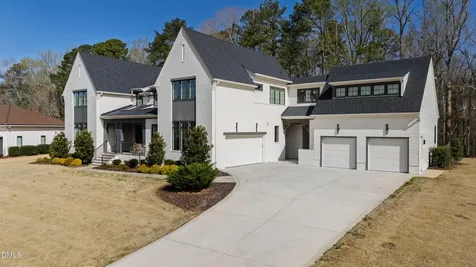 1608 Estate Valley Lane Raleigh NC 27613
