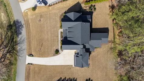 1608 Estate Valley Lane Raleigh NC 27613