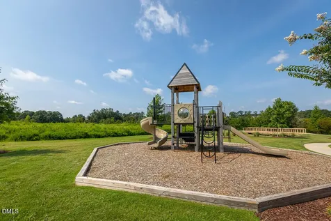 1708 Highpoint Street Wake Forest NC 27587