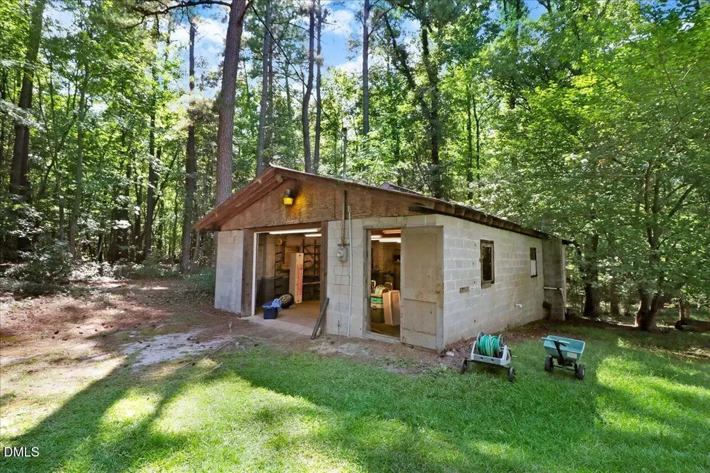 15653 Buffalo Road Clayton NC 27527