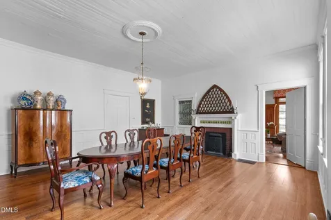 318 N Churton Street Hillsborough NC 27278