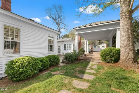 318 N Churton Street Hillsborough NC 27278