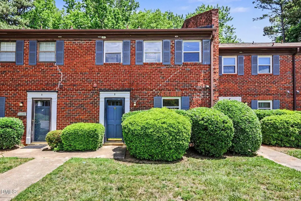 1220 Manassas Court Raleigh NC 27609