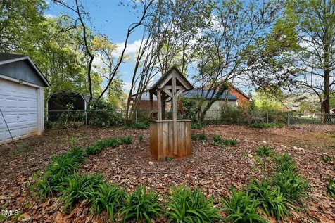 2509 Elderwood Lane Burlington NC 27215