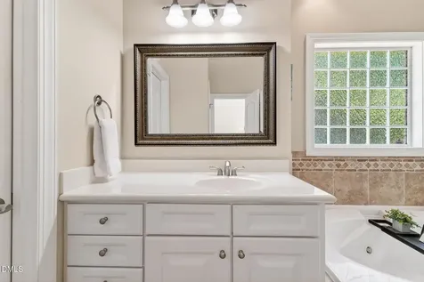 2328 Forestbluff Drive Fuquay Varina NC 27526