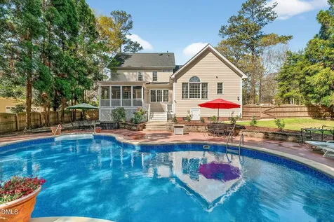 2328 Forestbluff Drive Fuquay Varina NC 27526