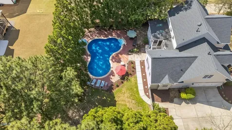 2328 Forestbluff Drive Fuquay Varina NC 27526