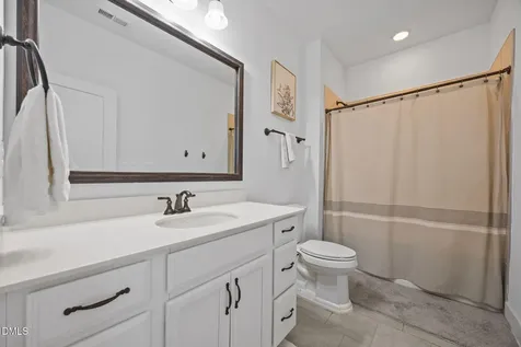 209 Acorn Crossing Road Holly Springs NC 27539