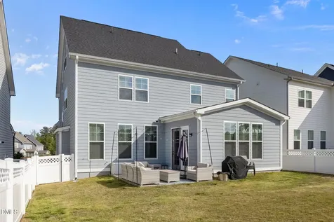 209 Acorn Crossing Road Holly Springs NC 27539