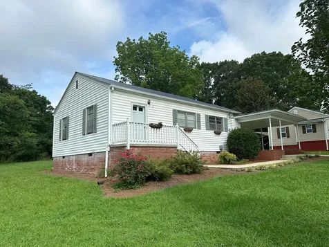 110 White Oak Drive Siler City NC 27344