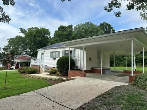 110 White Oak Drive Siler City NC 27344