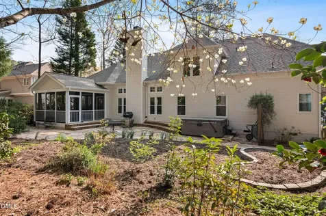 203 Briardale Avenue Cary NC 27519