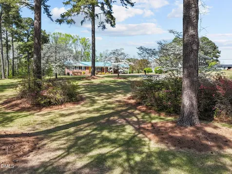 2044 Bethlehem Road Raleigh NC 27610