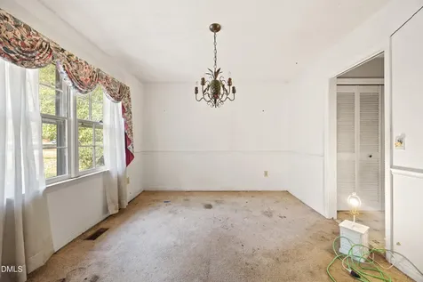 6818 Iron Gate Drive Bahama NC 27503