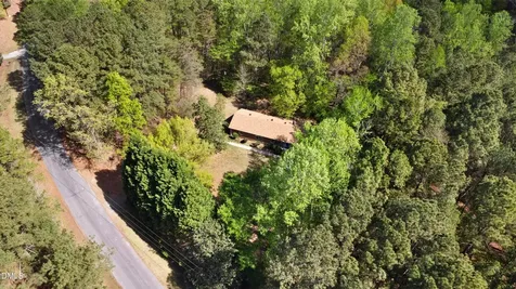 6818 Iron Gate Drive Bahama NC 27503