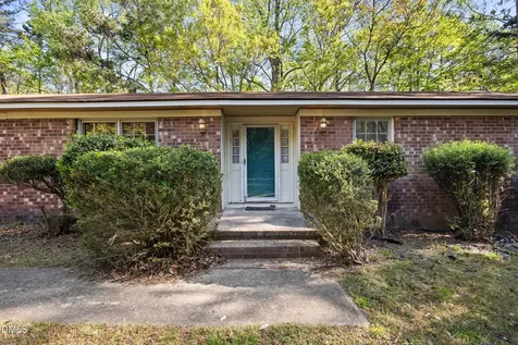 6818 Iron Gate Drive Bahama NC 27503