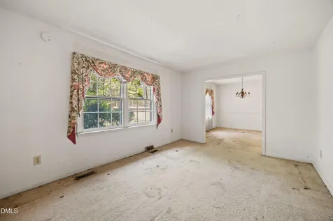 6818 Iron Gate Drive Bahama NC 27503