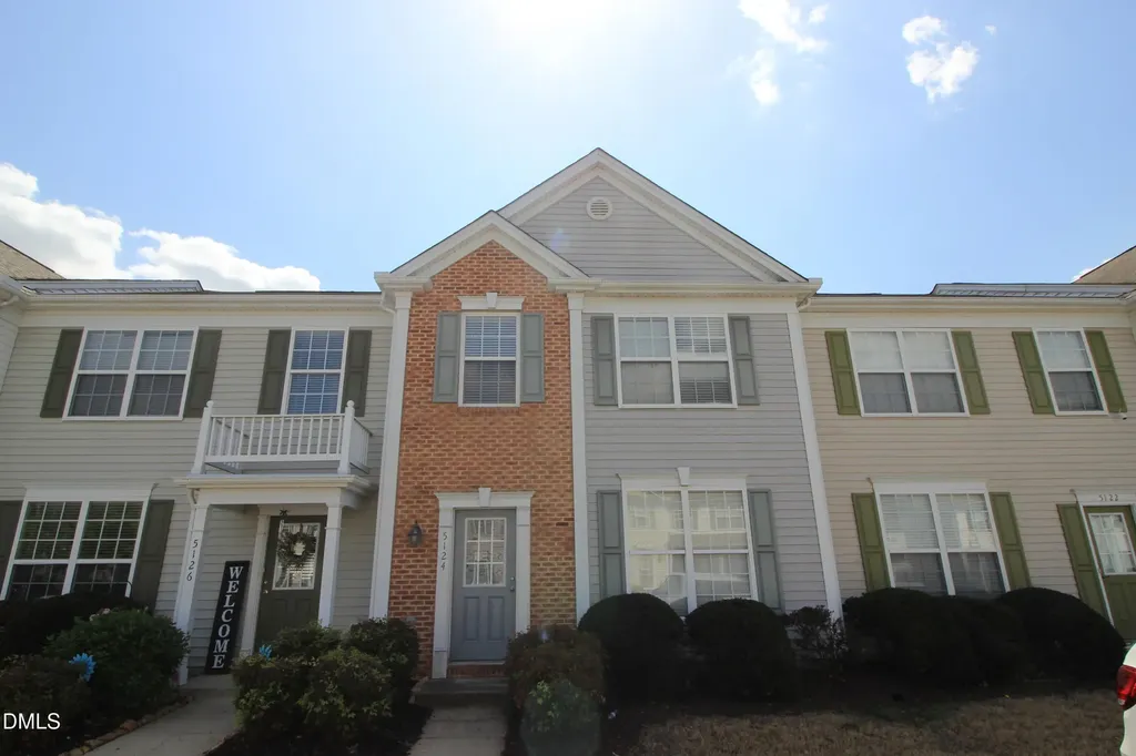 5124 Obion Court Raleigh NC 27616